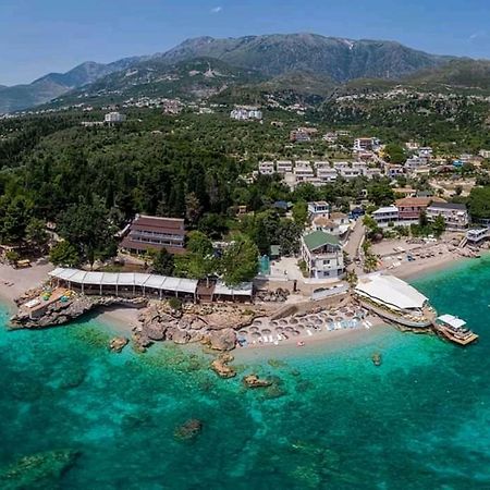 Guesthouse Riviera "Xh&M" Dhërmi Exterior foto